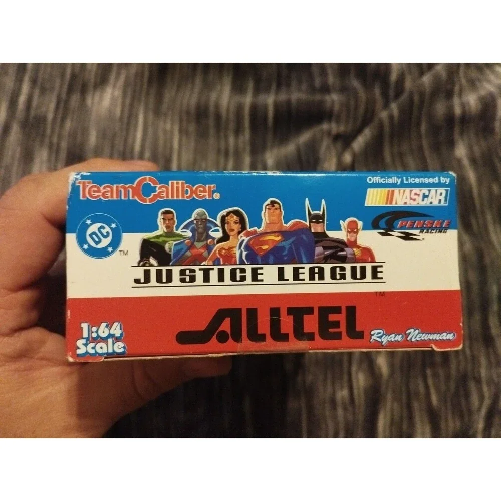 2001 Ryan Newman Team Caliber Alltel Nascar Justice League Remote Control 1:64
